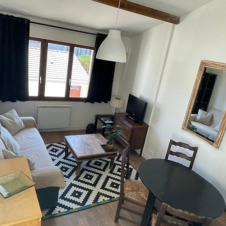 Appartement Paris-Orly Aeroport エクステリア 写真