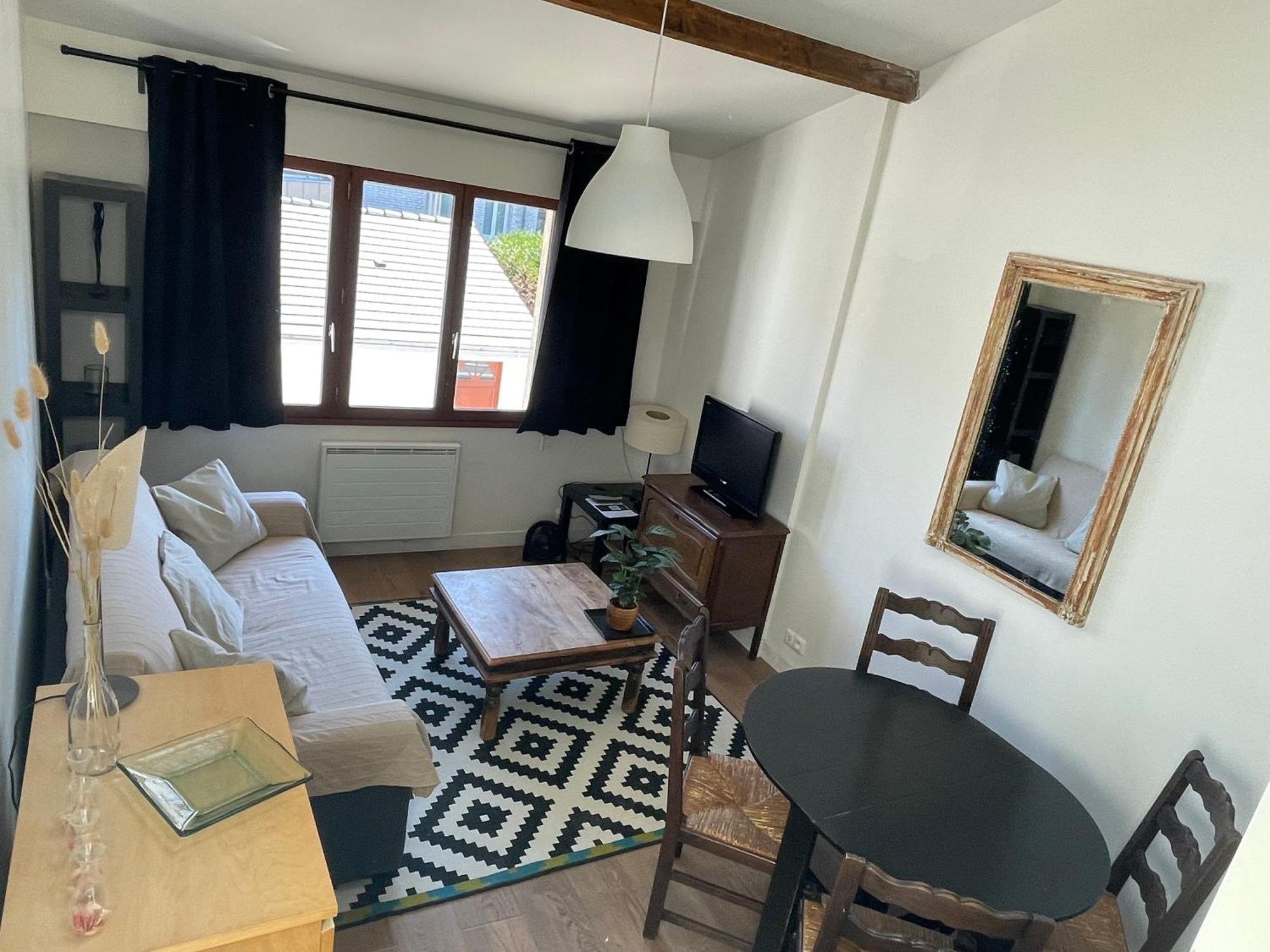 Appartement Paris-Orly Aeroport エクステリア 写真
